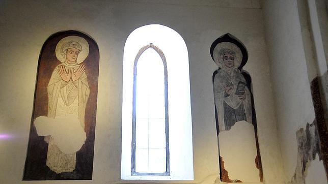 Las pinturas murales realzan la mezquita del Cristo de la Luz