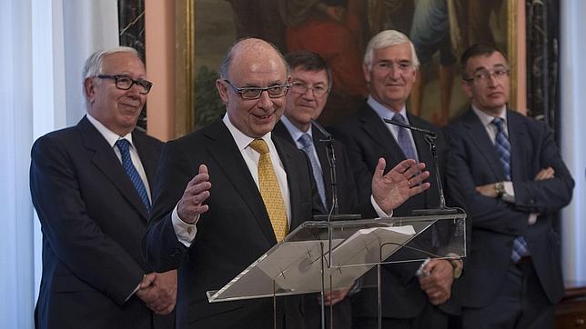 Las incógnitas de la reforma fiscal que aprueba el Gobierno el próximo viernes