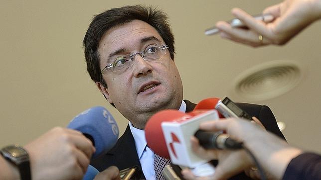 Óscar López presenta la web del congreso extraordinario de los socialistas