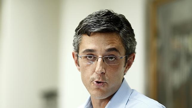 Eduardo Madrina en el Senado presenta su candidatura