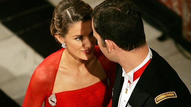 El armario de Doña Letizia, Reina de la elegancia