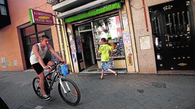 El pederasta se hizo pasar por un amigo de la madre de la niña china