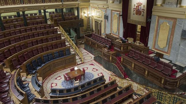 El Congreso ingresó 194.000 euros en 2013 pero cerró sus cuentas en negativo