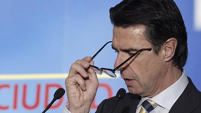 Soria: «Es probable que se devuelva parte del recibo de la luz del segundo trimestre»