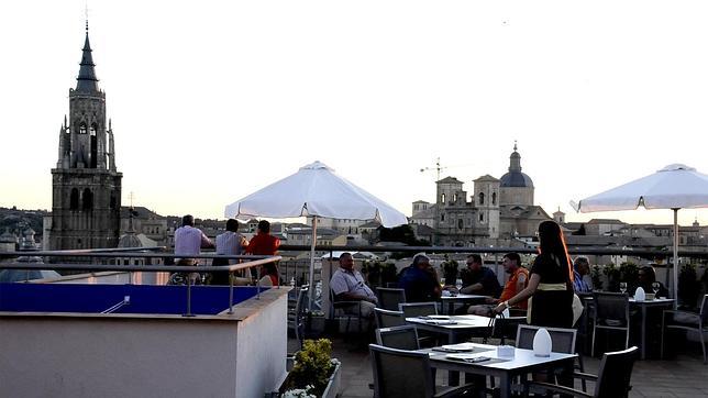 La azotea del hotel Carlos V, un buen lugar para tomar algo en compañía