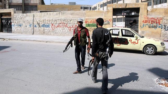 El ISIS crucifica a ocho rebeldes sirios por ser demasiado moderados