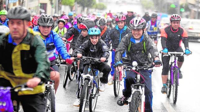 ¿Cómo circular en bici de la forma más segura posible?