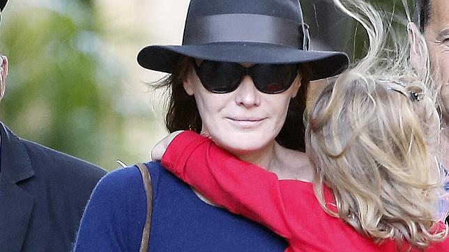 Mujeres consortes en el Elíseo, un cóctel explosivo