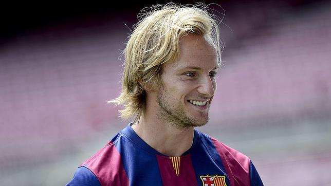 Rakitic llevará el «4 de Cesc