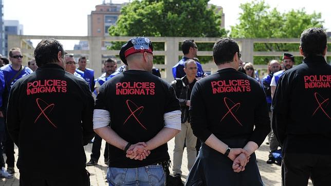 Los Mossos, sobre la Armada catalana: «compraremos barcas en el Toys 'r' Us»