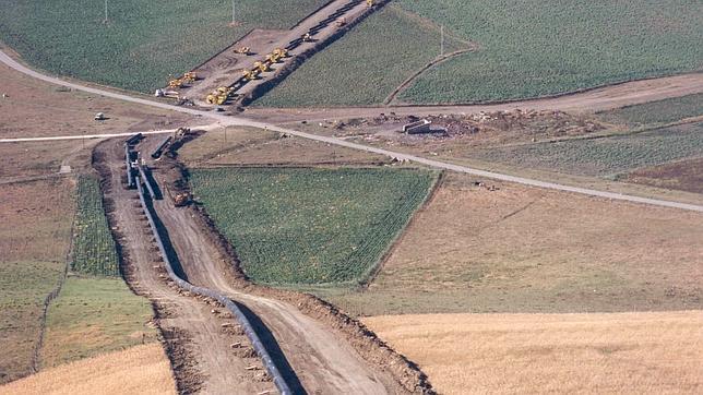 Enagás y Gas Natural, las más afectadas por el ajuste de 238 millones del sistema