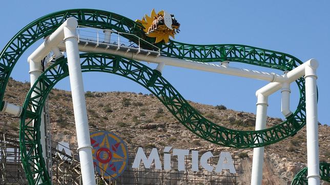 El sobrepeso del joven fallecido en Terra Mítica podría haber influido en el accidente