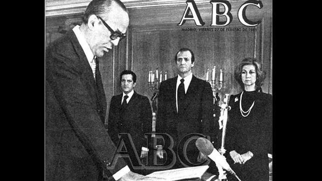 Leopoldo Calvo-Sotelo jura su cargo ante el Rey. Imagen rescatada de la portada de ABC del día 27-2-1981