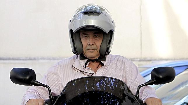 Castro, en su laberinto