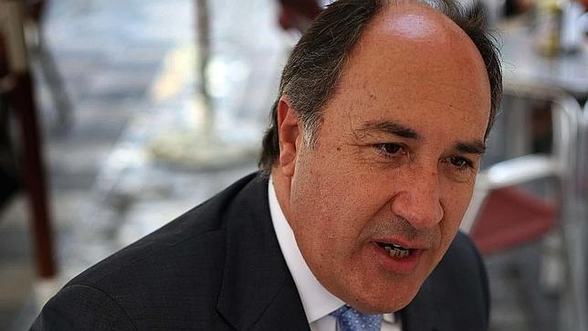 Landaluce (PP) avisa de que «quien ayuda y apoya» a Picardo es un «traidor»