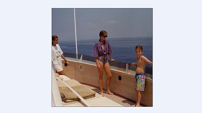 Una foto de Lady Di en bikini arrasa en las redes sociales