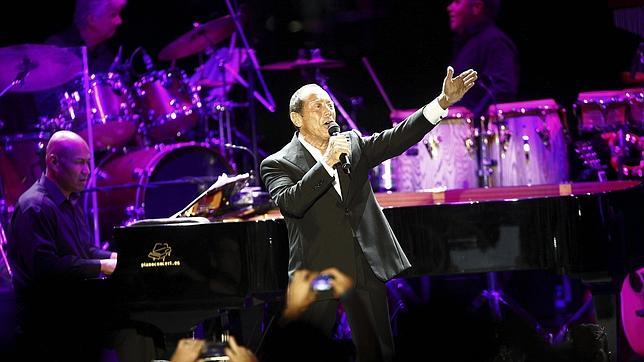 Paul Anka, una reliquia de Las Vegas para despedir el Festival de Pedralbes
