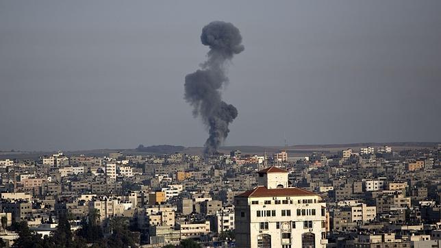 Israel bombardea un centro de discapacitados en la Franja de Gaza