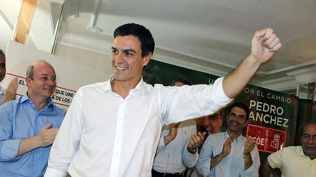 Pedro Sánchez arrasa en Toledo y Talavera