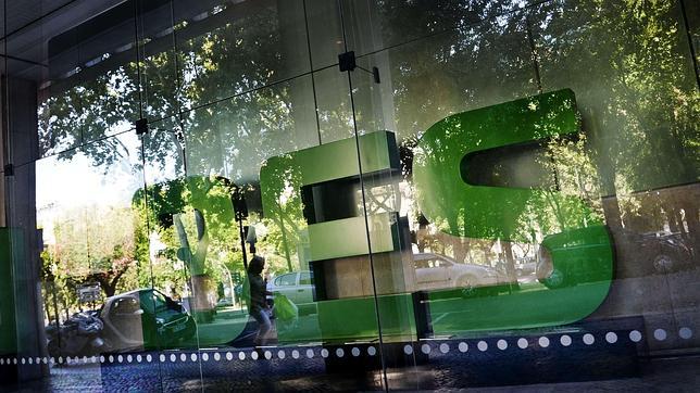 Espírito Santo adelanta el cambio en su cúpula para calmar al mercado