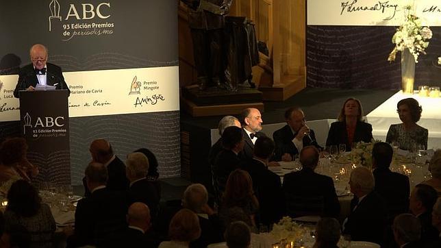 Vargas Llosa, Benavente, Cela y Paz, premios Cavia además de Nobel de Literatura