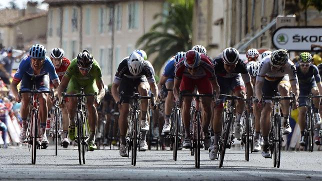 La Vuelta a España 2017 saldrá de Nimes
