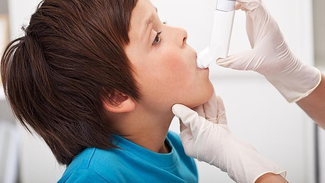 Los niveles bajos de vitamina D se asocian a más crisis asmáticas y más severas