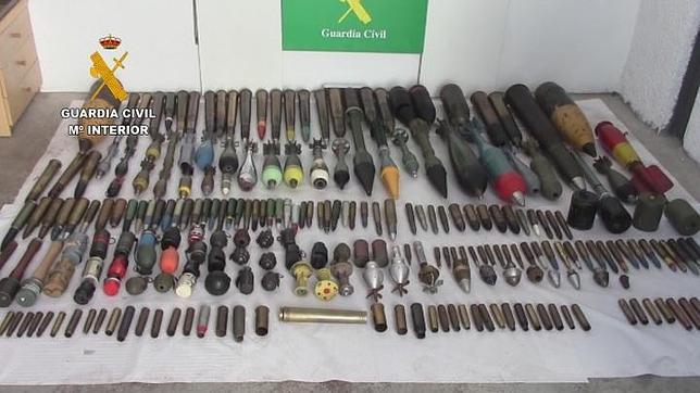 Intervenido en Málaga uno de los mayores arsenales de armas