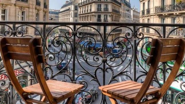 Cómo dormir en una suite en París y pagar lo que quieras (o puedas)