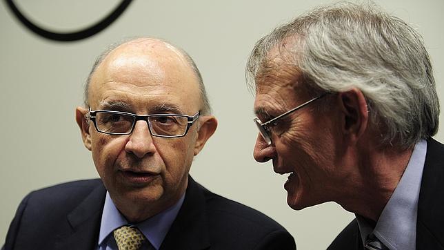 El Gobierno pagará facturas de regiones y municipios que no cumplan plazos y se lo descontará