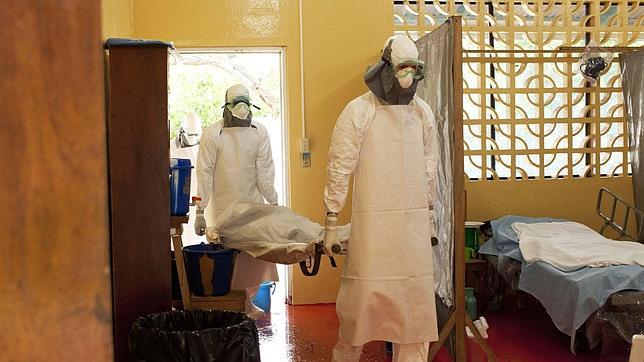 El ébola obliga a cerrar colegios y poner en cuarentena a varias comunidades en Liberia