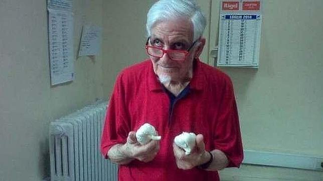 «Contra la impotencia, usad el ajo; es mejor que el viagra»