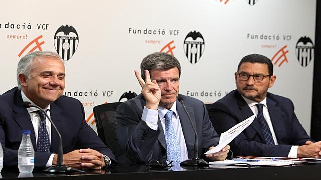 La Fundación del Valencia aprueba por segunda vez vender las acciones a Peter Lim