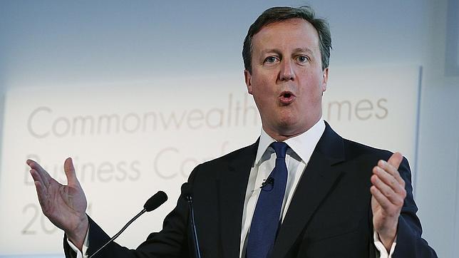 ¿Por qué David Cameron carga contra los inmigrantes?