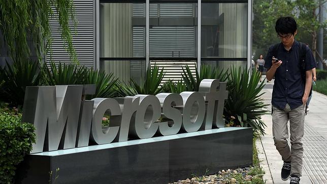 Microsoft demanda a Samsung en EE.UU por incumplimiento de contrato