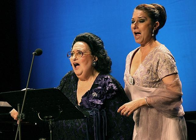 Montserrat Caballé regresa a los escenarios siete meses después