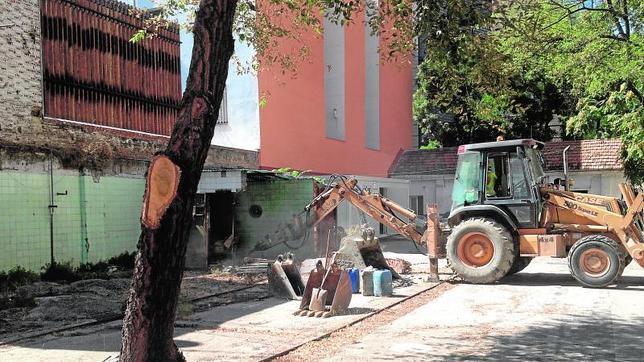 Metro inicia el derribo de las instalaciones Cavanilles a la espera de un comprador