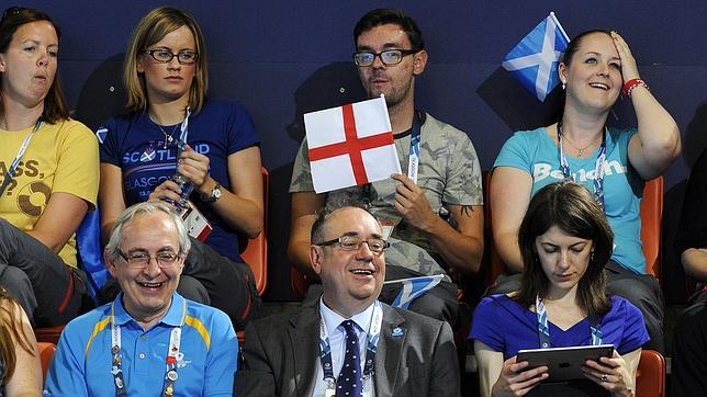 Salmond busca a la desesperada en TV el voto para la independencia de Escocia