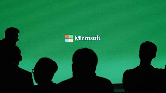 Microsoft regalará móviles a los empleados que renuncien de forma voluntaria