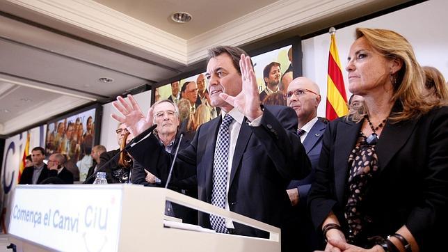 Artur Mas celebra su victoria en las elecciones al «Parlament» de 2010