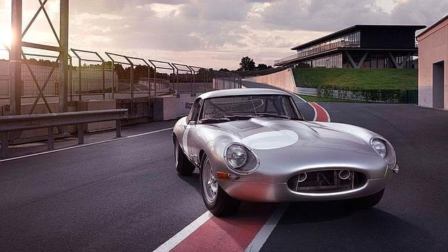 Jaguar E-Type Lightweight, exacto al original