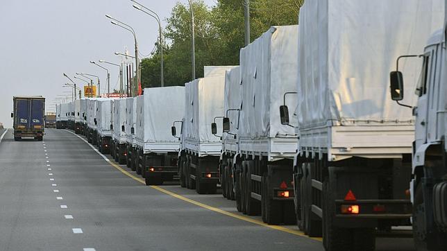 Ucrania permitirá el acceso del convoy ruso si sigue una ruta trazada por Kiev
