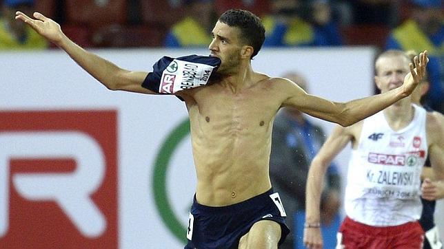 Ángel Mullera, bronce tras la descalificación de Mekhissi-Benabbad