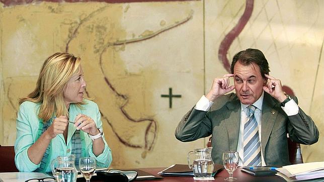 Ortega niega «grietas» con Mas y dice que UDC estará a su lado en el proceso