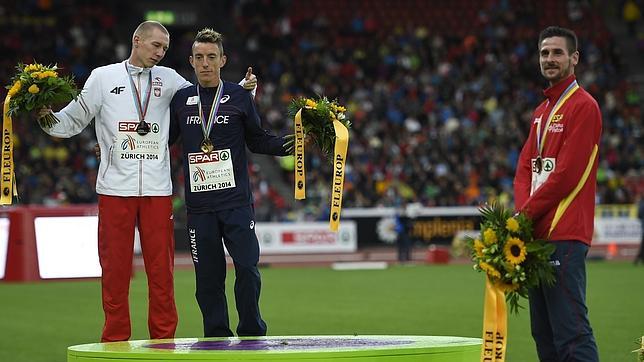 El francés Kowal margina a Mullera en la entrega de medallas de los 3.000 obstáculos