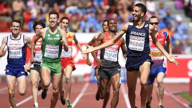 Mekhissi gana el 1.500 con camiseta