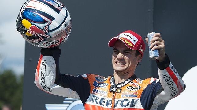 Pedrosa humaniza a Márquez