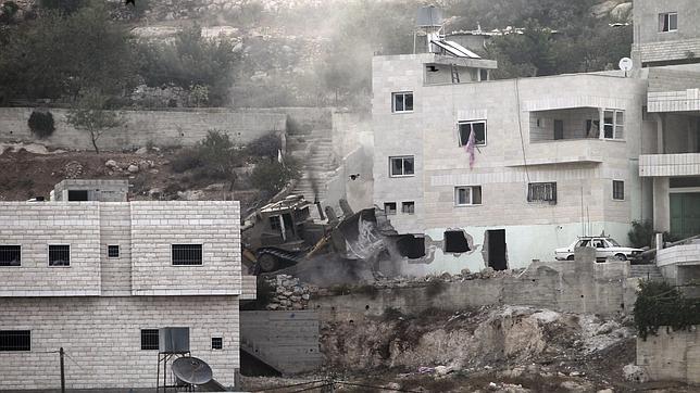 Israel destruye las casas de los sospechosos de matar a los tres jóvenes israelíes