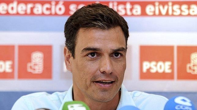 Sánchez defiende la «honestidad y honorabilidad» de Chaves y Griñán