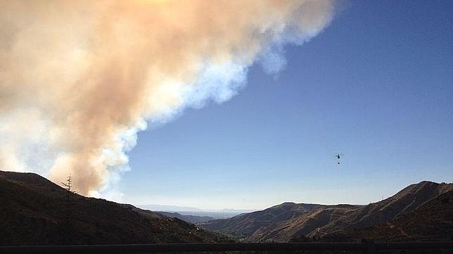 Declarado un incendio forestal en Granada
